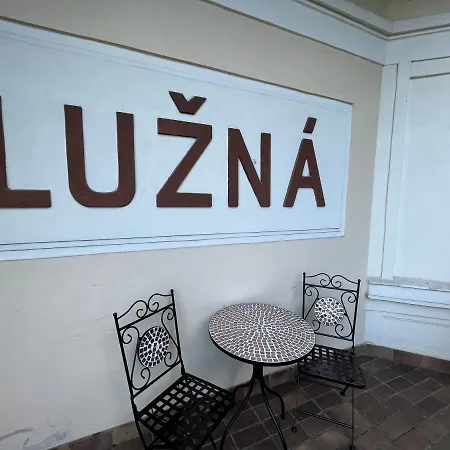 Luzna