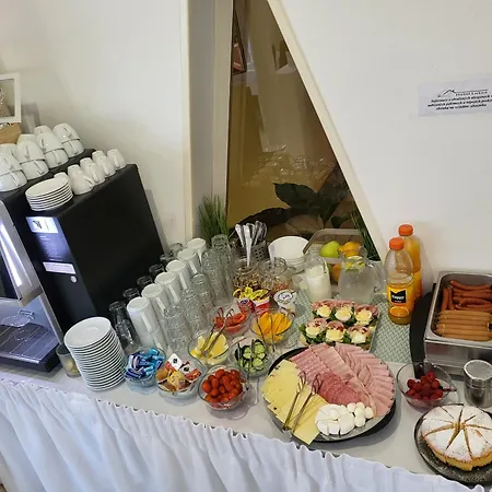 Πανσιόν Luzna *