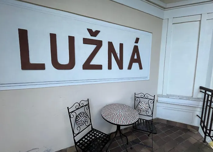 Luzna